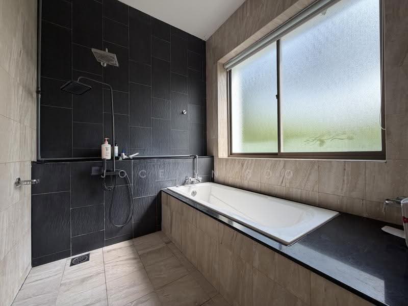 Rumah Berkembar untuk Dijual di Jade Hills (Kajang) - Jocelyn Soo - Bathroom - PropertyGuru.com.my
