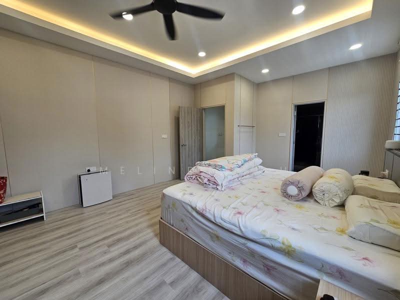 3-storey Terraced House for Sale in Batu 9 (Cheras) - Melinda Goh - PropertyGuru.com.my