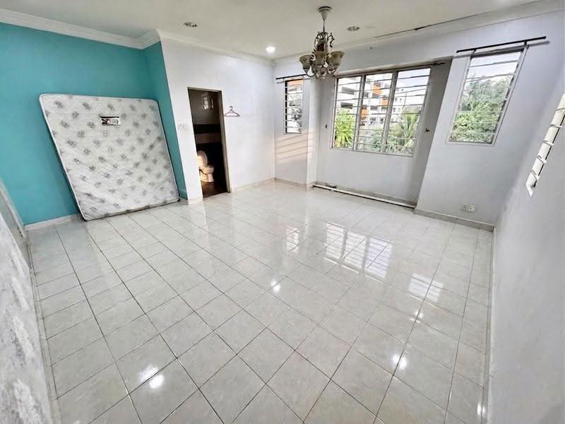 Rumah Teres 2-Tingkat untuk Dijual di Taman Vista Emas (Bangi) - Gudrotullah Ikhwan - Interior - PropertyGuru.com.my