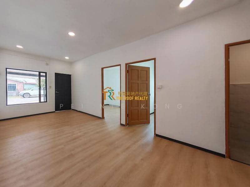 1-storey Terraced House for Sale in Bandar Baru Permyjaya (Miri) - Pei Nie Kong - Living Room - PropertyGuru.com.my
