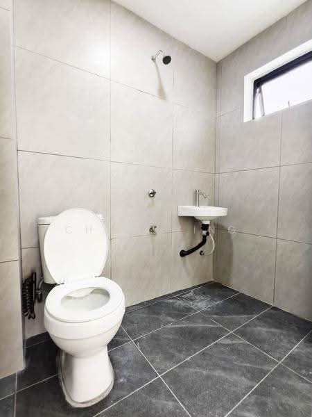 2-storey Terraced House for Sale in Johor Bahru (Johor) - Chloe Ying - Bathroom - PropertyGuru.com.my