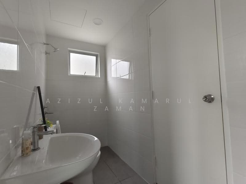 Rumah Teres 2-Tingkat untuk Dijual di Semenyih (Selangor) - Azizul Kamarul Zaman - Bathroom - PropertyGuru.com.my