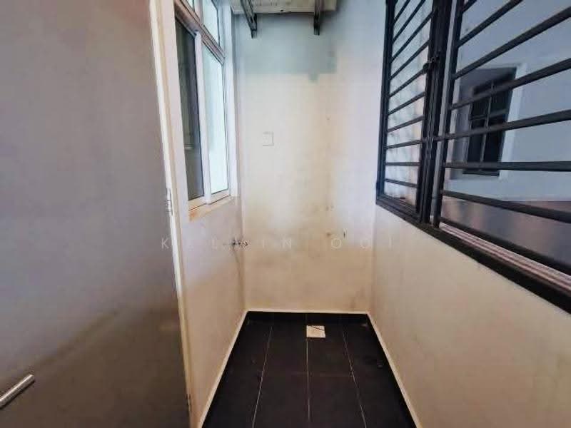 Service Residence for Sale at Skysuites @ Meldrum Hills - Kelvin Ooi - Interior - PropertyGuru.com.my