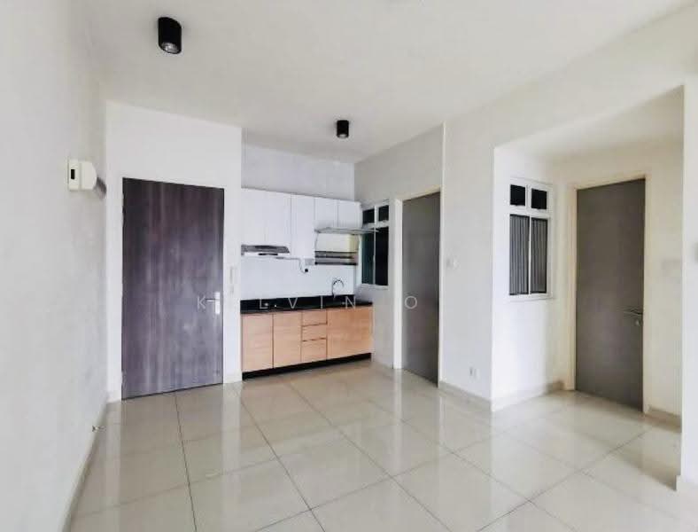 Service Residence for Sale at Skysuites @ Meldrum Hills - Kelvin Ooi - Kitchen - PropertyGuru.com.my
