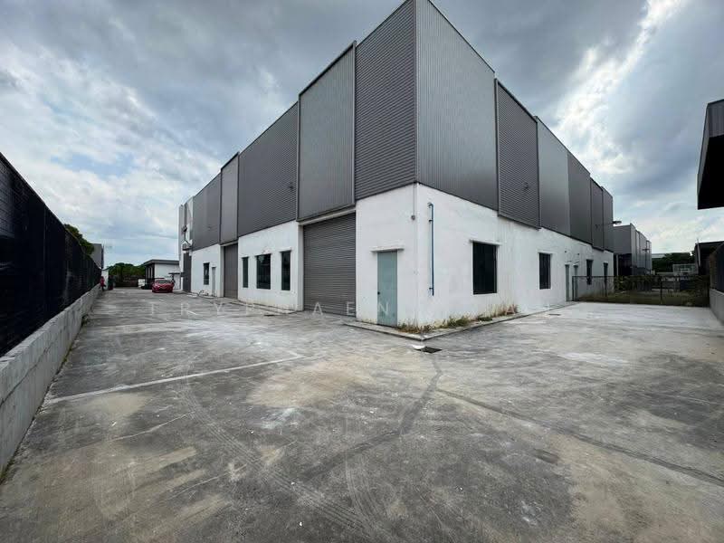 Factory for Rent in Eco Business Park 2 Senai (Senai) - Tryphaena Tan - Exterior - PropertyGuru.com.my