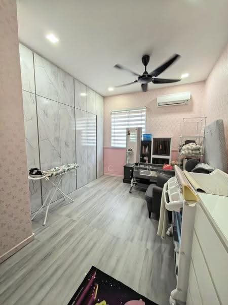 1-storey Terraced House for Sale in Taman Nusa Damai (Pasir Gudang) - Eric Er - Bedroom - PropertyGuru.com.my