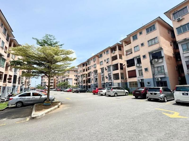 Pangsapuri untuk Dijual di Pesona Apartment - Ahmad Muslim - Exterior - PropertyGuru.com.my
