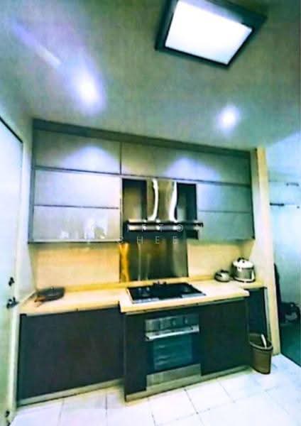 Condominium for Sale at BayStar Condominium - Clifton Chee - Kitchen - PropertyGuru.com.my