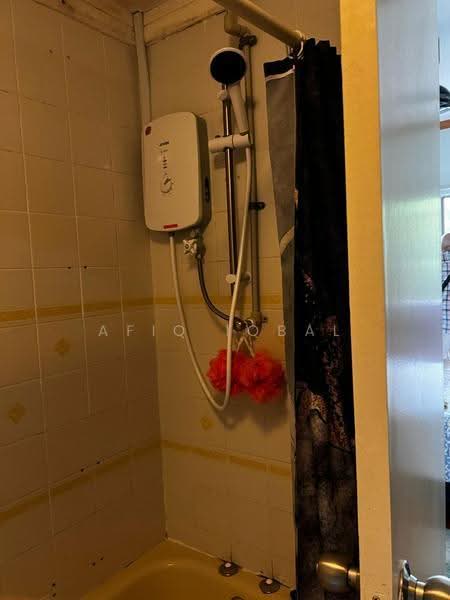 Kondominium untuk Disewa di Menara Mutiara - Afiq Iqbal - Bathroom - PropertyGuru.com.my