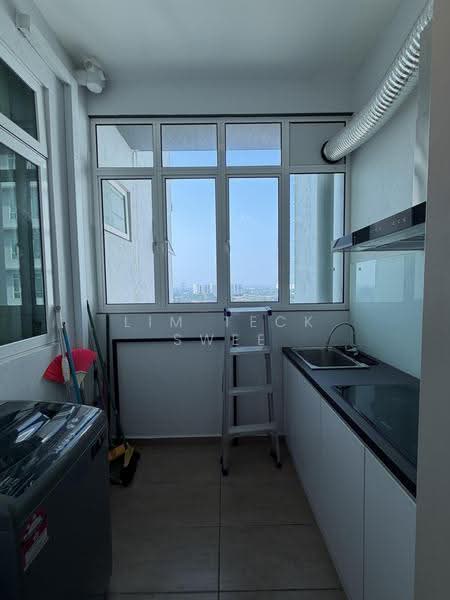 Service Residence for Rent at Parkland Residence - Lim Teck Swee - Kitchen - PropertyGuru.com.my