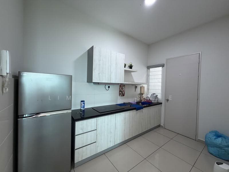 Service Residence for Rent at Parkland Residence - Lim Teck Swee - Kitchen - PropertyGuru.com.my