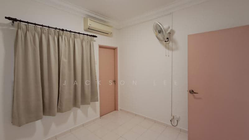 2-storey Terraced House for Sale in Bandar Bukit Tinggi 2 (Klang) - Jackson Lee - Bedroom - PropertyGuru.com.my