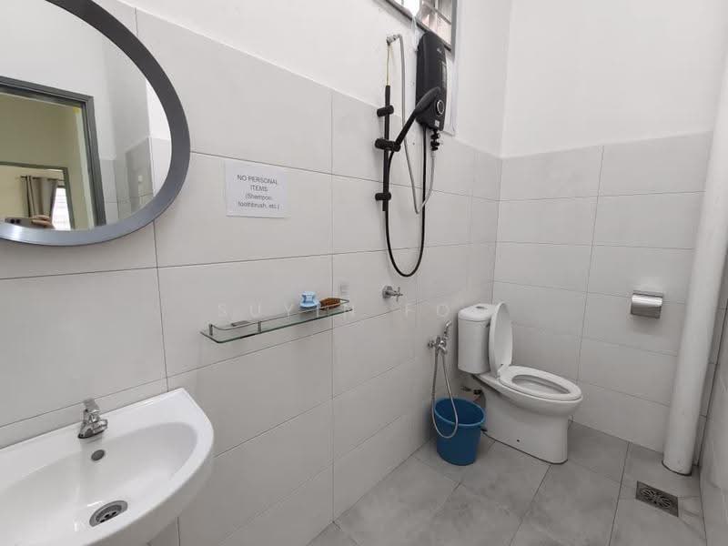 Rumah Teres 2-Tingkat untuk Disewa di Usj 6 (Subang Jaya) - Suyin Foo - Bathroom - PropertyGuru.com.my