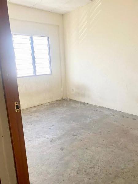 Pangsapuri untuk Dijual di Apartment Melor - Ahmad Muslim - PropertyGuru.com.my