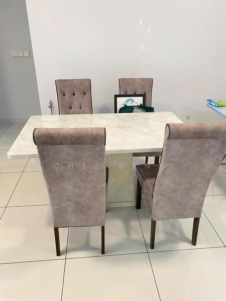 Kondominium untuk Disewa di The Valley Residences @ SkySierra - Chee Seng - Dining Room - PropertyGuru.com.my