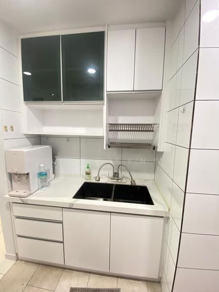 Kondominium untuk Disewa di The Valley Residences @ SkySierra - Chee Seng - Kitchen - PropertyGuru.com.my