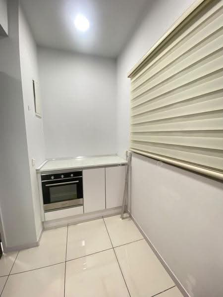 Kondominium untuk Disewa di The Valley Residences @ SkySierra - Chee Seng - Kitchen - PropertyGuru.com.my