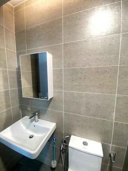 Kondominium untuk Disewa di The Valley Residences @ SkySierra - Chee Seng - Bathroom - PropertyGuru.com.my
