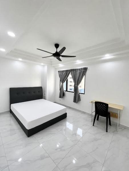 Condominium for Sale at Vista Komanwel A - CK Yee - Bedroom - PropertyGuru.com.my