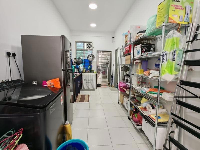 2.5-storey Terraced House for Sale in Taman Scientex Senai (Senai) - Susi Tjhang - Interior - PropertyGuru.com.my