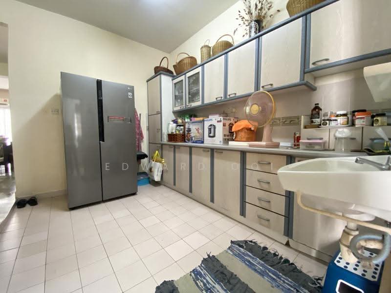 2-storey Terraced House for Sale in Taman Kosas (Ampang) - Edward Ooi - Kitchen - PropertyGuru.com.my
