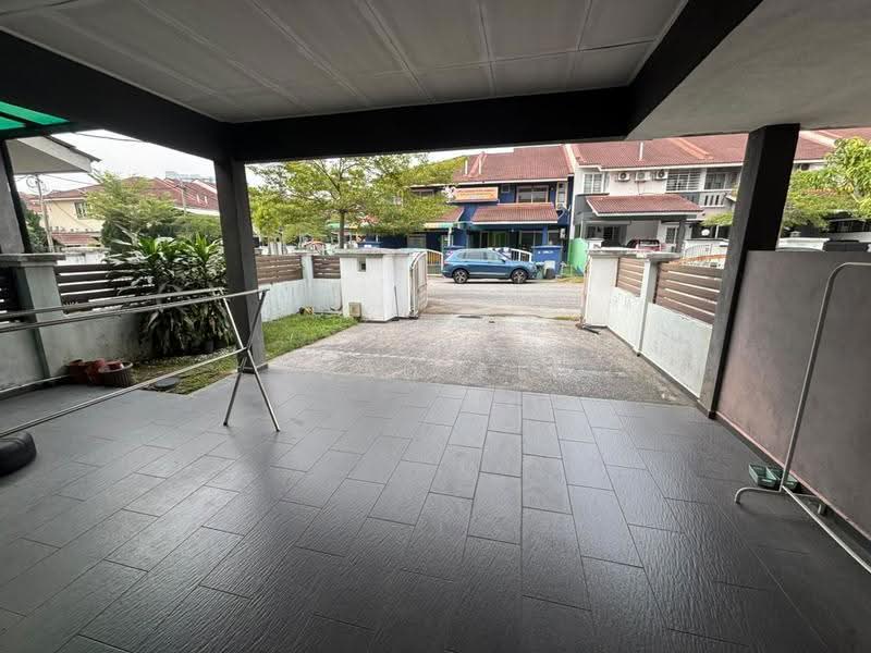 Rumah Teres 2-Tingkat untuk Dijual di Nilai Impian (Nilai) - Fuad Ali - Exterior - PropertyGuru.com.my