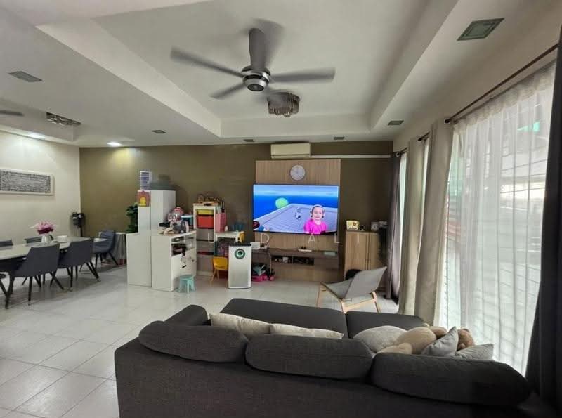 Rumah Teres 2-Tingkat untuk Dijual di Nilai Impian (Nilai) - Fuad Ali - Living Room - PropertyGuru.com.my