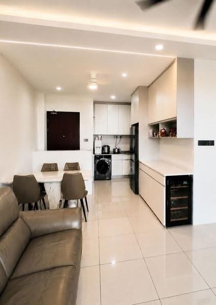 Service Residence for Sale at 8Scape Residence @ Sutera - Grace Chiew - Kitchen - PropertyGuru.com.my