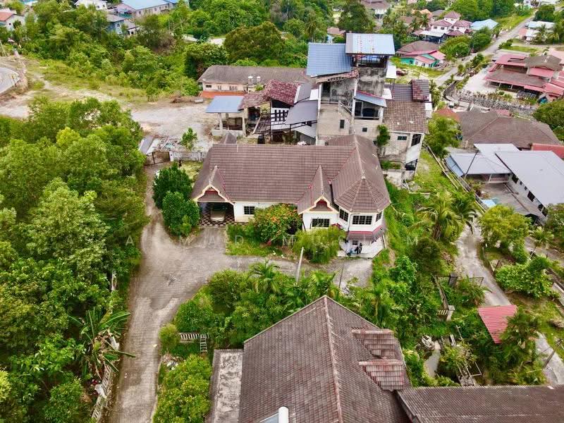 Bungalow House untuk Dijual di Kampung Bahagia (Bangi) - Ahmad Muslim - Exterior - PropertyGuru.com.my