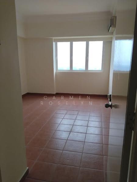 Kondominium untuk Dijual di Pantai Panorama Condominiums - Carmen Roselyn - PropertyGuru.com.my