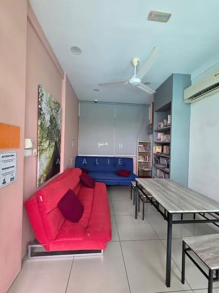 Kediaman Servis untuk Dijual di Avenue Garden - Natalie Lim - Living Room - PropertyGuru.com.my