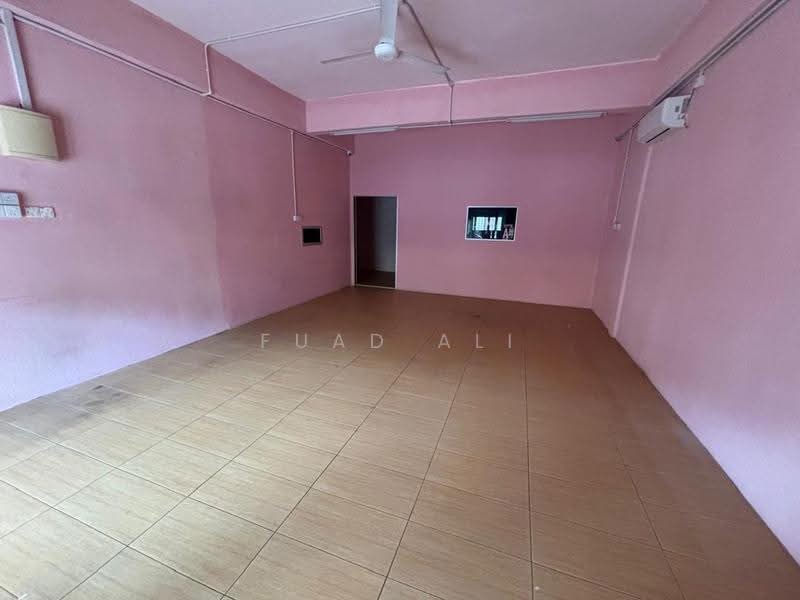 Shop / Office for Rent in Sepang (Selangor) - Fuad Ali - Interior - PropertyGuru.com.my