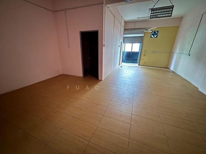 Shop / Office for Rent in Sepang (Selangor) - Fuad Ali - Interior - PropertyGuru.com.my