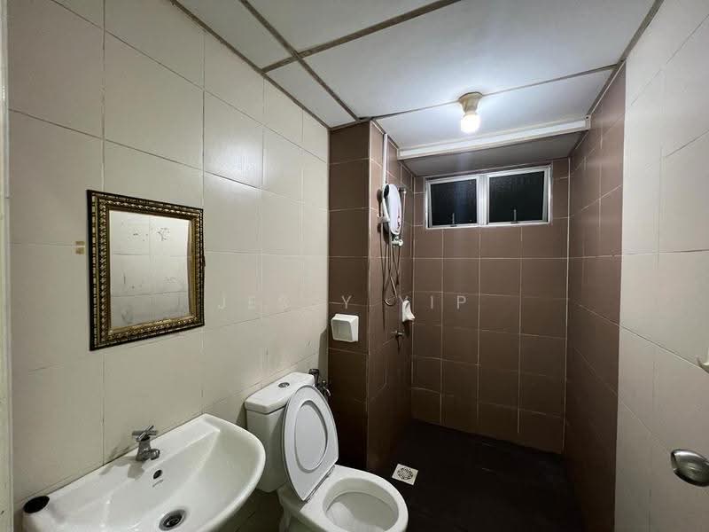 Apartment for Rent at M'tiara - Jessy Yip - Bathroom - PropertyGuru.com.my