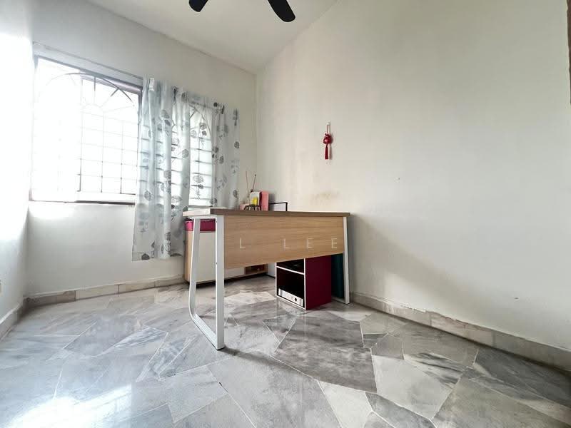 Apartment for Sale at Sri Anggerik 2 - JL Lee - Study - PropertyGuru.com.my