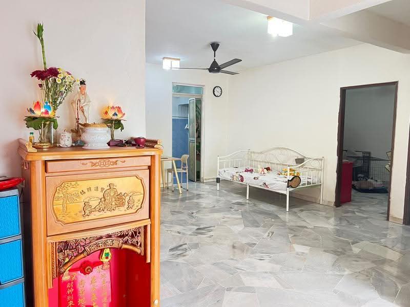 Apartment for Sale at Sri Anggerik 2 - JL Lee - Living Room - PropertyGuru.com.my