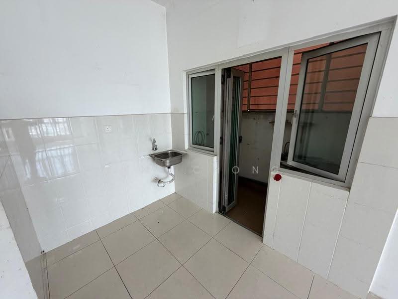 Kondominium untuk Dijual di Vista Bangi - Kent Chong - Kitchen - PropertyGuru.com.my