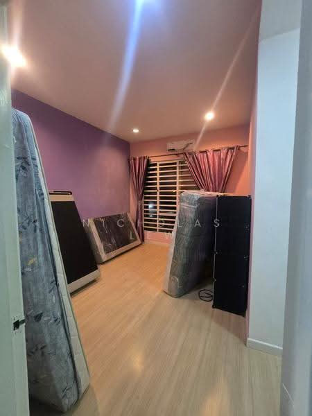 Terraced House for Sale in Bandar Putra Permai (Seri Kembangan) - Nicholas Lew - PropertyGuru.com.my