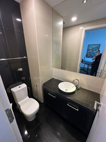 Kediaman Servis untuk Dijual di St Mary Residences - Winson Tay - Bathroom - PropertyGuru.com.my