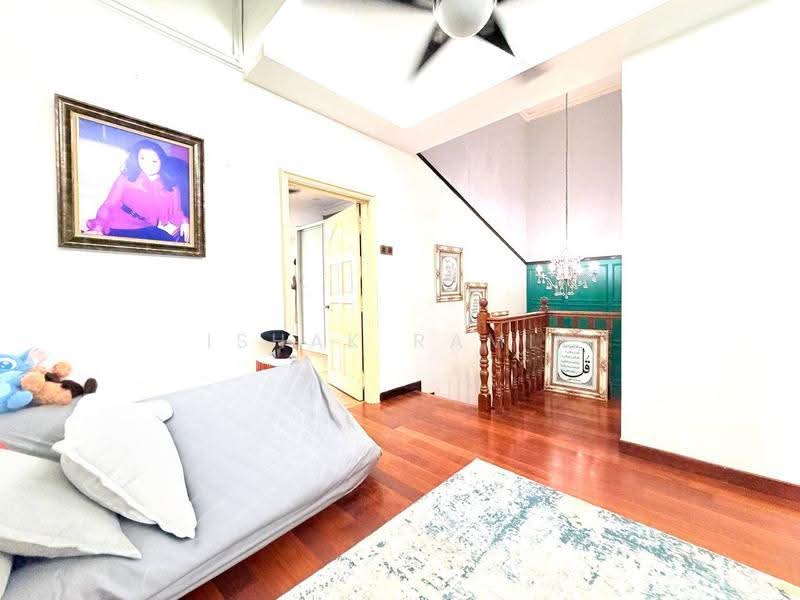Rumah Teres 2-Tingkat untuk Dijual di Bandar Sri Damansara (Selangor) - Ishak Ramli - Living Room - PropertyGuru.com.my