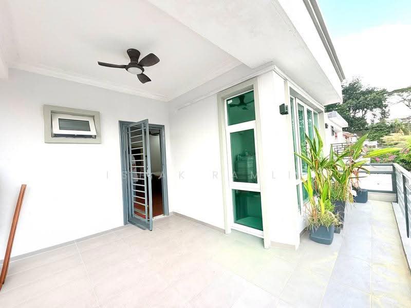 Rumah Teres 2-Tingkat untuk Dijual di Bandar Sri Damansara (Selangor) - Ishak Ramli - Balcony - PropertyGuru.com.my