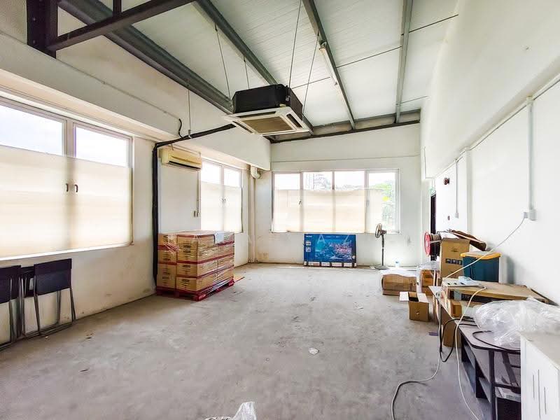 Warehouse for Rent in Taman Perindustrian Tasik Perdana (Puchong) - Farah Aze - Interior - PropertyGuru.com.my