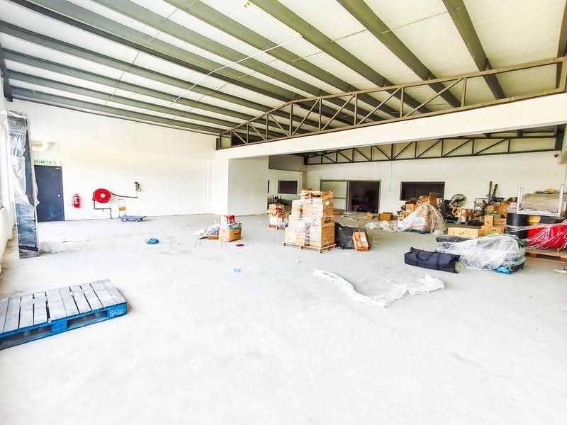 Warehouse for Rent in Taman Perindustrian Tasik Perdana (Puchong) - Farah Aze - Interior - PropertyGuru.com.my