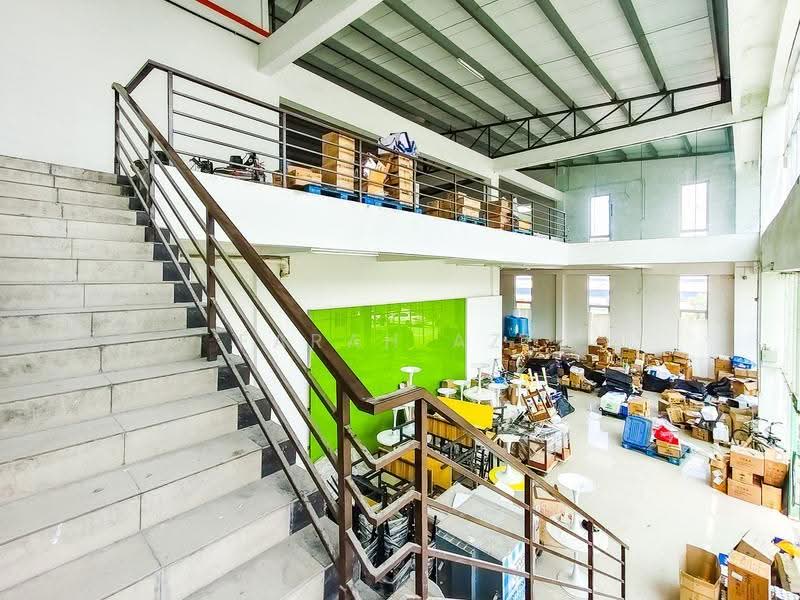 Warehouse for Rent in Taman Perindustrian Tasik Perdana (Puchong) - Farah Aze - Interior - PropertyGuru.com.my