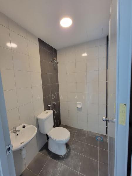 Apartment for Rent at Residensi Klebang 2 (PR1MA @ Klebang 2) - Aida Ali - Bathroom - PropertyGuru.com.my
