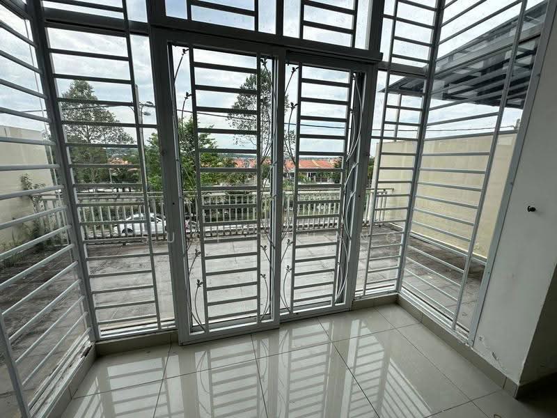 Rumah Teres 1-Tingkat untuk Dijual di Bandar Putra Kulai (Kulai) - Susi Tjhang - Balcony - PropertyGuru.com.my