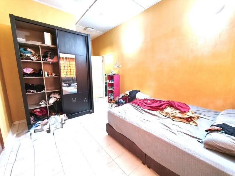 2-storey Terraced House for Sale in Seksyen 25 (Shah Alam) - Mahafiz . - PropertyGuru.com.my