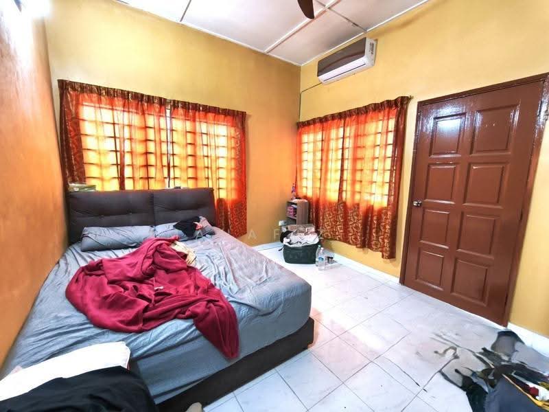 2-storey Terraced House for Sale in Seksyen 25 (Shah Alam) - Mahafiz . - PropertyGuru.com.my