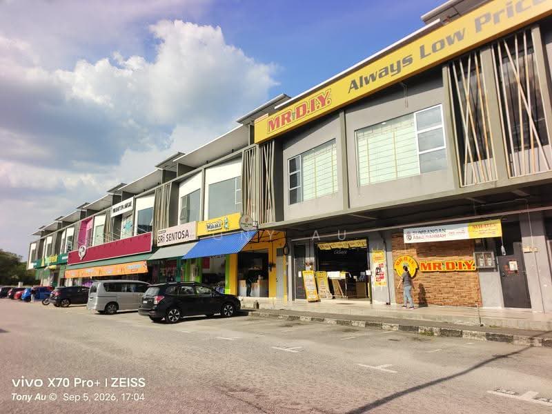 Shop for Sale in Medan Klebang Putra (Chemor) - Tony Au - Exterior - PropertyGuru.com.my