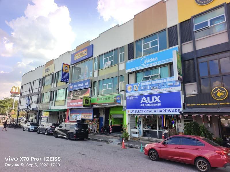 Shop for Sale in Medan Klebang Putra (Chemor) - Tony Au - Exterior - PropertyGuru.com.my